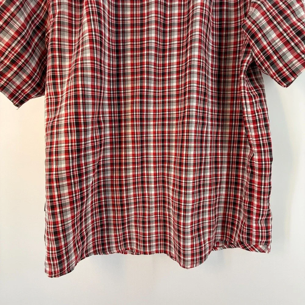 The North Face Shirt Mens Medium Flap Pocket‎ Button Up Red Plaid Short Sleeve